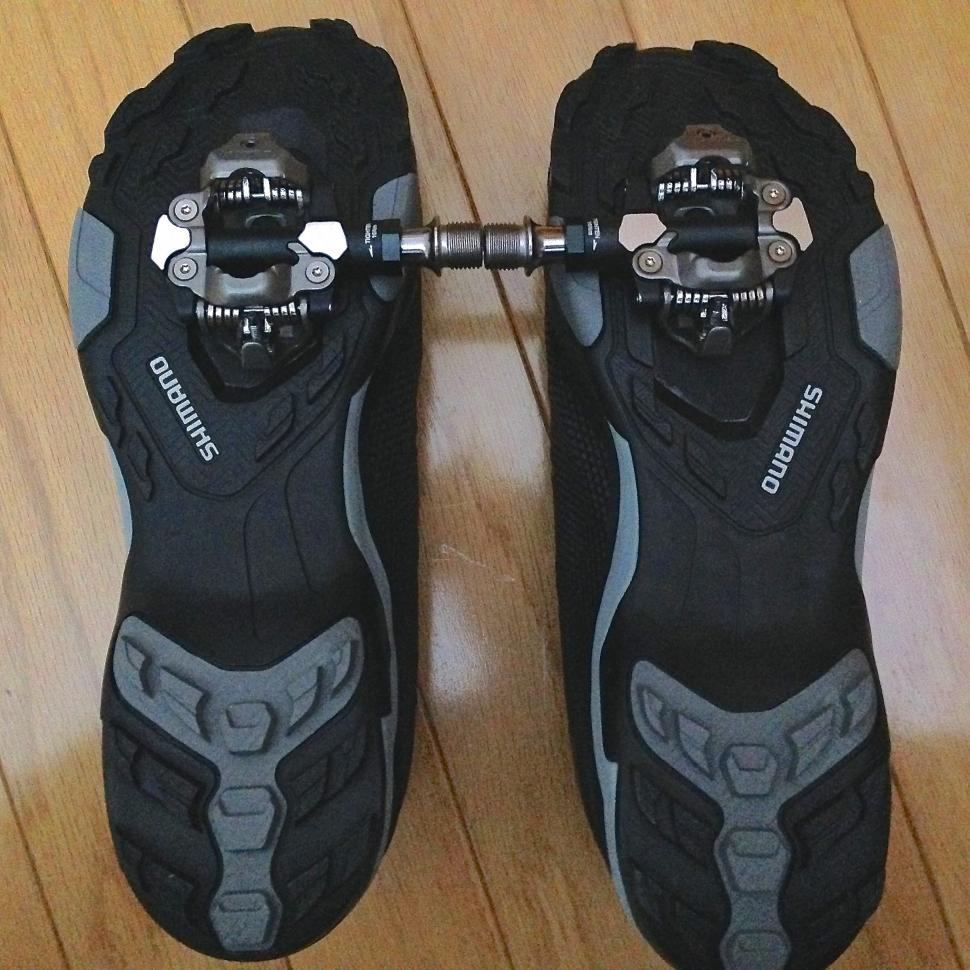 road bike pedals